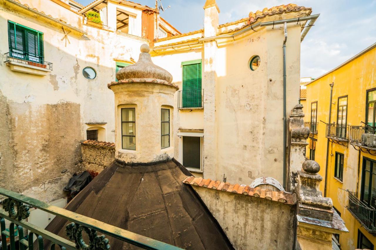 Apartamento Vinto House Salerno Old Town Exterior foto
